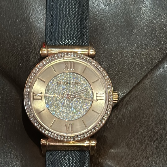 Authentic Michael Kors CATLIN Rose Gold & Pave Embellished Women’s Watch MK-2376 - Picture 3 of 14